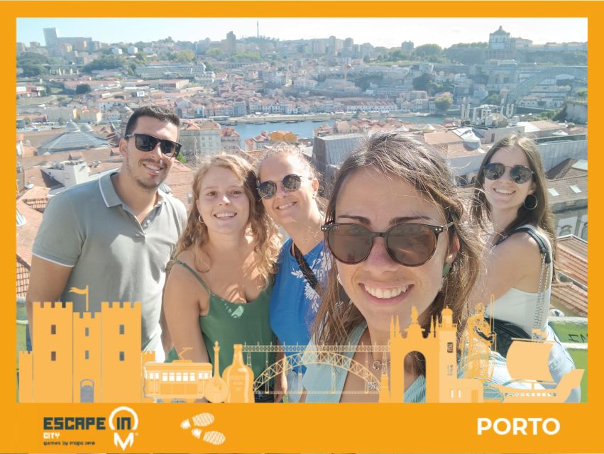 PORTO: Escape IN City - Closed at 7 Keys - Where You Start: Porto City Hall Meeting Point
