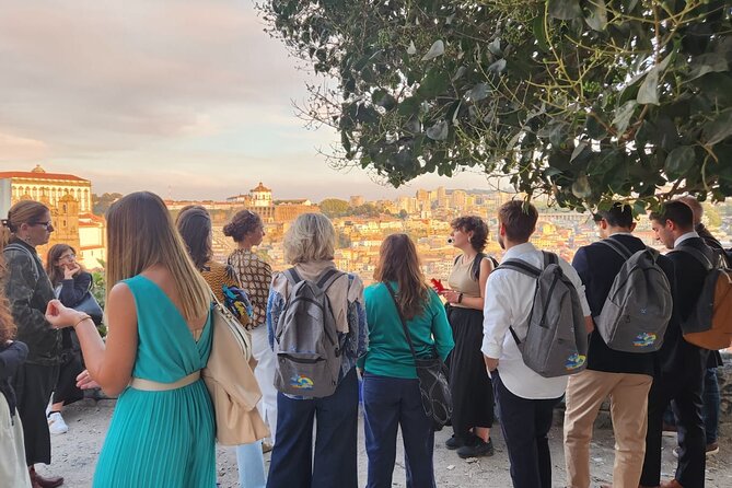 PORTO: Essencial Walking Tour 3 hours - Historic center sights are mostly outside, so focus on the views