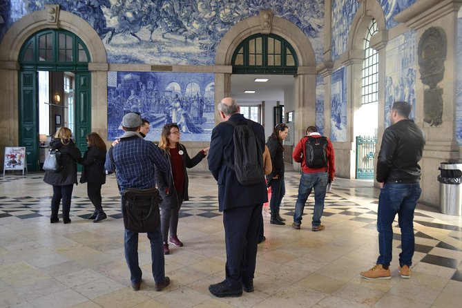 Porto Essential Walking Tour - Cathedral do Porto, Igreja de San Francisco, and Palacio da Bolsa: big names, paid entry choices