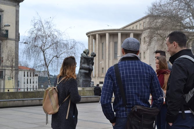 Porto Essential Walking Tour - Praca da Ribeira: the finish line that turns your walking into a plan
