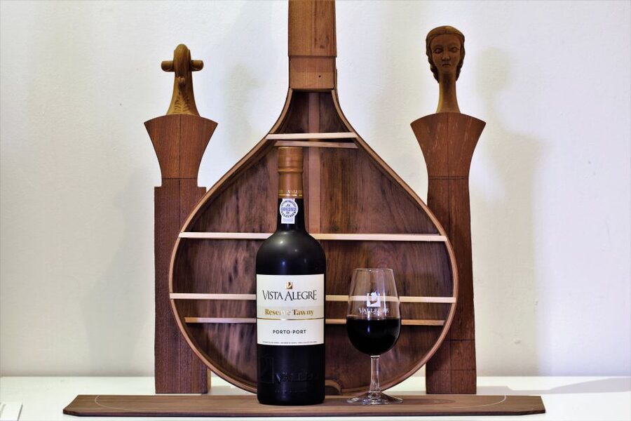 Porto: Fado & Port Wine in Traditional Portuguese Music Shop - How to plan your evening around it