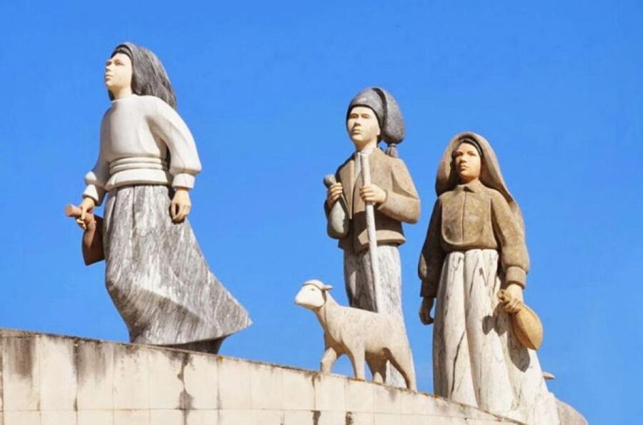 Porto: Fátima & Coimbra Private Tour - Should You Book This Private Tour?