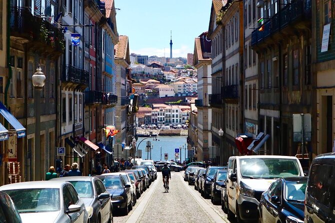 Porto Food Tour of 8 Tastings: Custard Tart, Bifana & Hidden Gems - Dom Luís I Bridge: the skyline that makes Porto make sense