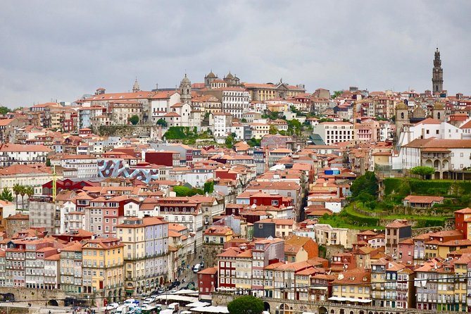 Porto Food Tour of 8 Tastings: Custard Tart, Bifana & Hidden Gems - 8 tastings that add up to a full meal