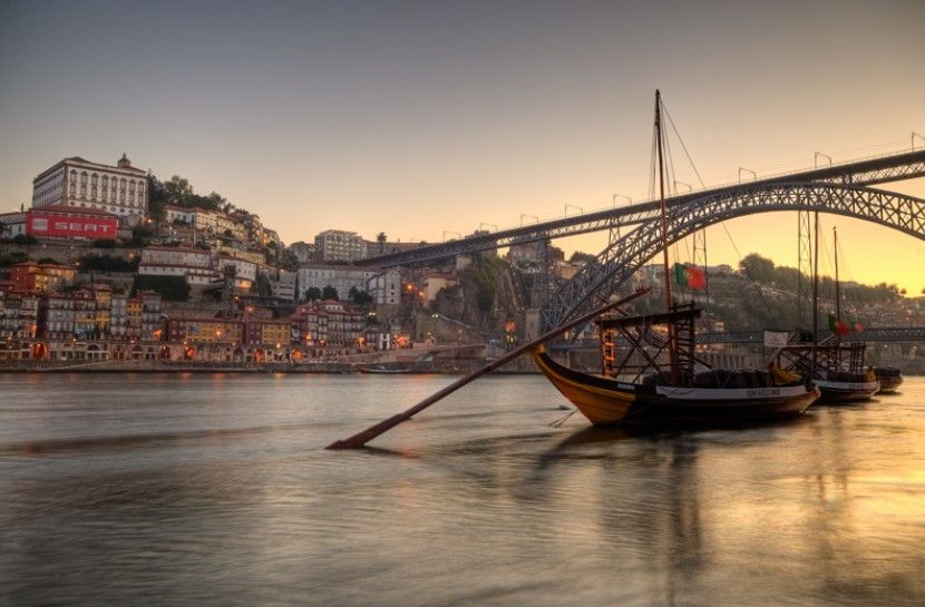 Porto: Full-Day All-Inclusive Private City Sightseeing Tour - Why Porto in One Day Works (and When It Doesn’t)