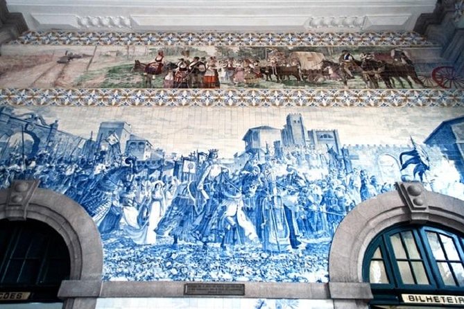 Porto Full Day City Tour Wine Tasting and Six Bridges Cruise - São Bento Railway Station: 20,000 tiles that act like a history book