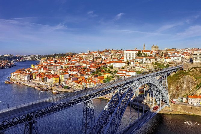 Porto: Full Day City Tour - Cathedral do Porto and São Bento: two quick hits of culture