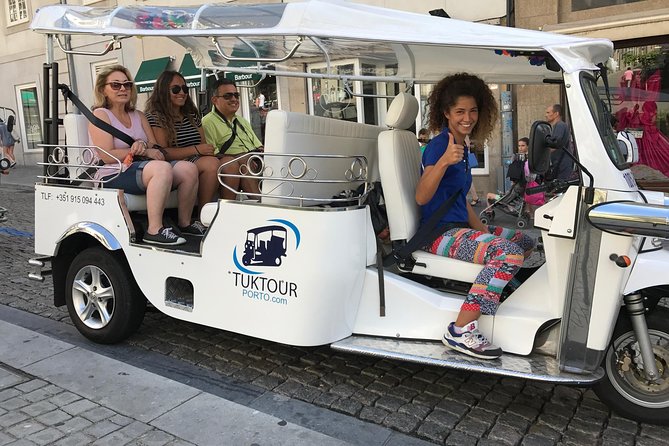 Porto Full Day Private Tour with Tuk Tuk and Lunch - Mosteiro da Serra do Pilar: a short stop with a big payoff