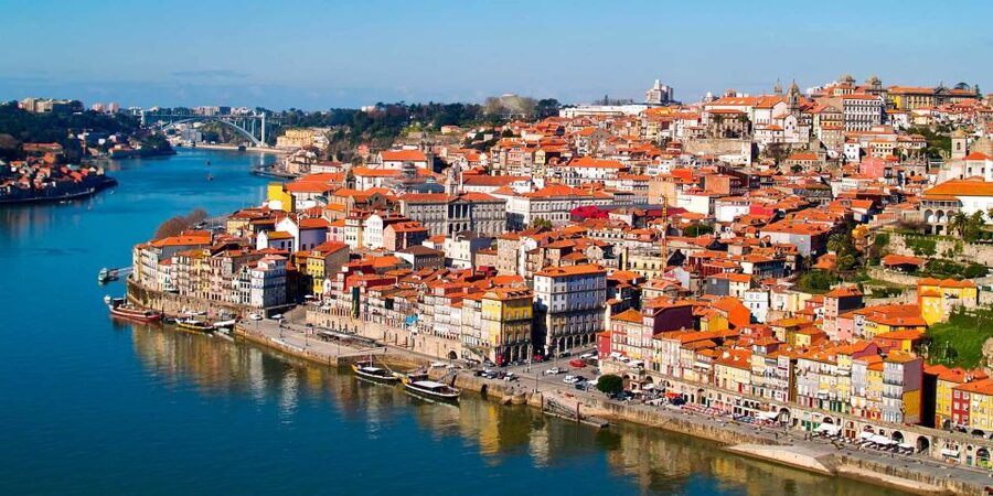 Porto Full-Day Tour - Porto Walking Tour: Starting where it all feels close