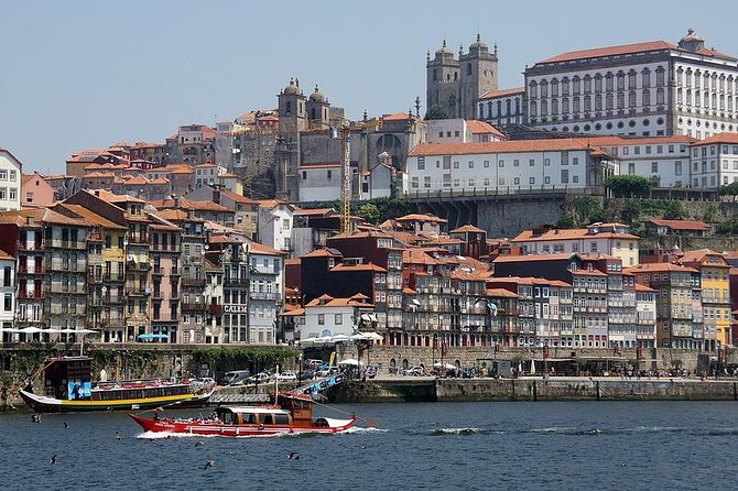Porto Full-Day Tour with Douro River Cruise and Port Wine Tasting - The highlight: 1.5 hours of Douro sailing with Port tonic and snacks
