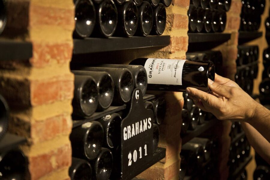 Porto: Graham's Port Lodge Tour with Premium Wine Tastings - Should You Book This Graham’s Port Lodge Tour?