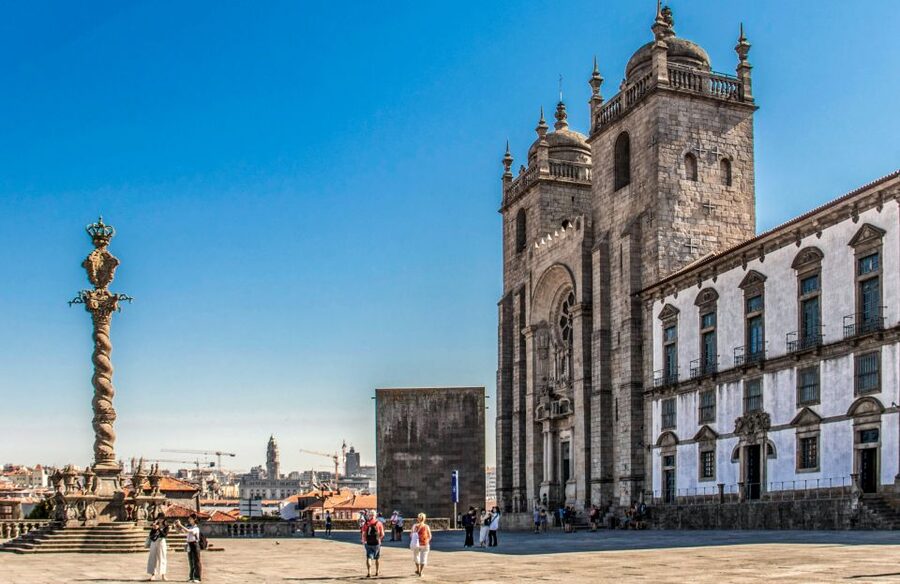 Porto: Guided Tour by Tuk-Tuk & Optional Douro River Cruise - Why this electric tuk-tuk tour feels smart in Porto