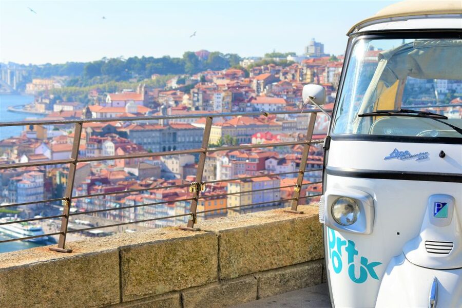 Porto: Guided Tuk Tuk Tour - How long are the stops, and how to plan your own day around them