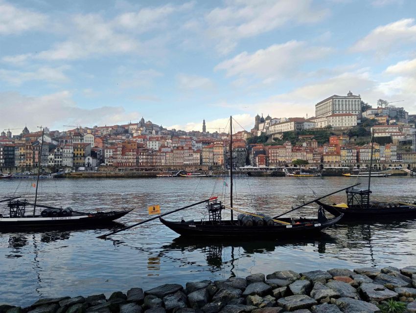 Porto: Guided Walking Tour - Lello and the Harry Potter bookstore story, plus the pretty photo moments
