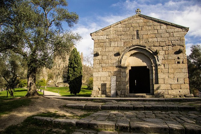 Porto: Guimaraes & Braga Small Group Tour with Lunch and Tickets - Ducal Palace (Paco dos Duques de Braganca) and the Short Walk Moment