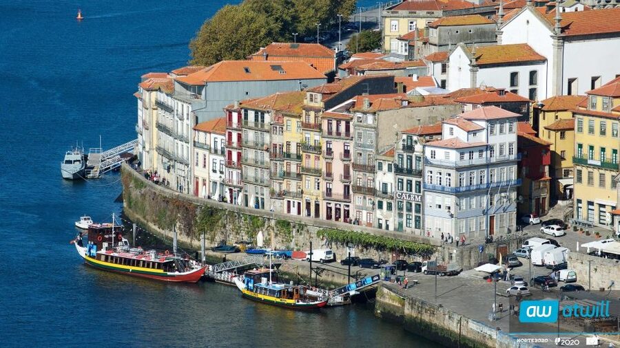 Porto: Half-Day Jewish Tour - Walking Porto like a detective at Sé Cathedral (Vimara Peres)