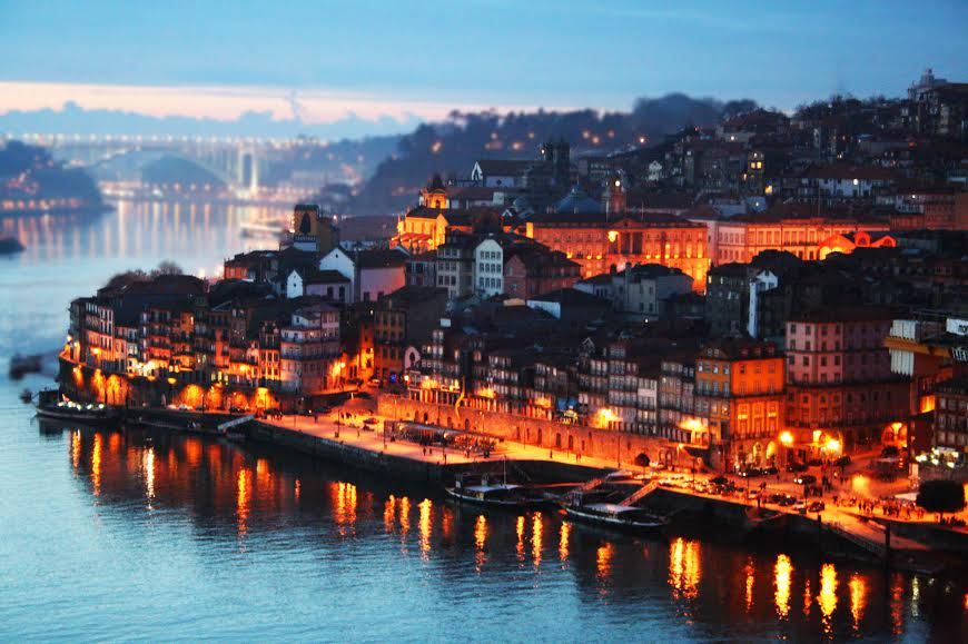 Porto: Half-Day Small Group City Tour with port wine tasting - Clérigos Tower and Church: a classic Porto landmark, with photo-friendly breaks