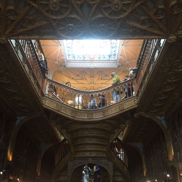 Porto: Half-Day Small Group City Tour with port wine tasting - Porto Cathedral (Sé): a stop that slows you down just enough