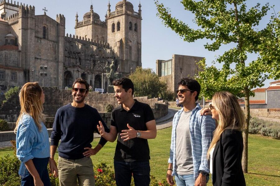 Porto: Helicopter Ride, Guided Walking Tour & River Cruise - The 2-hour walking route: São Bento Station, Bolhão Market, and Ribeira