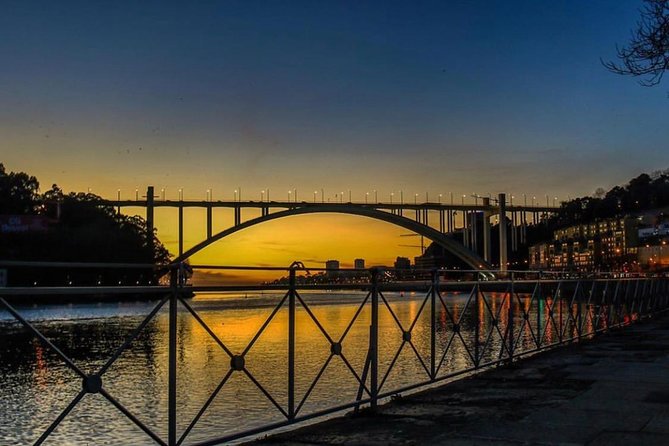 Porto Heritage Night Tour With Fado Show And Dinner Included - Who This Tour Is Best For (And Who Might Want a Different Option)
