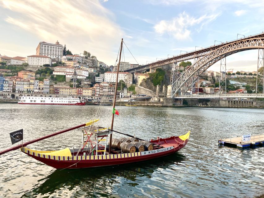 Porto: Highlights & hidden gems Walk - max 10 - Food, trivia, and practical advice that sticks after the tour