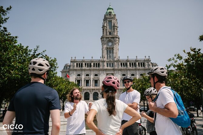 Porto Highlights in 3 Hours E-Bike Tour - Historical, Sightseeing - Catedral do Porto and São Bento Station, Porto’s identity in stone and tiles