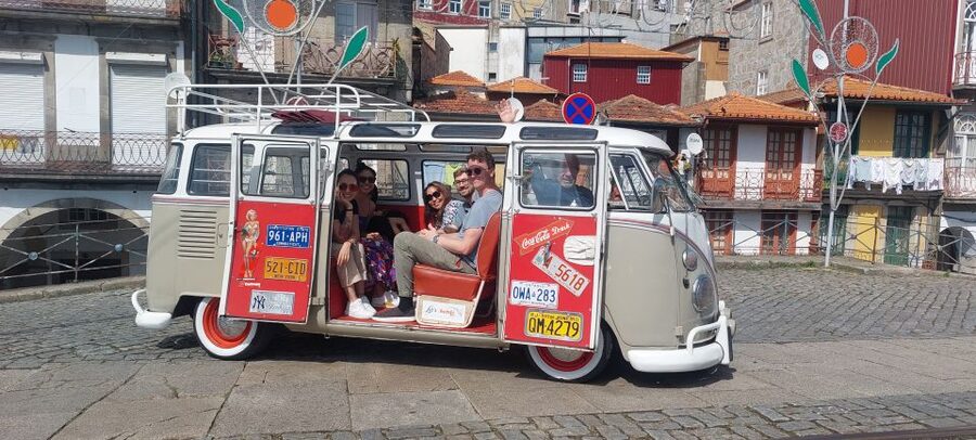 Porto: Historic Center and Surroundings Tour by VW Kombi - Photo stops and viewpoints that actually earn their time