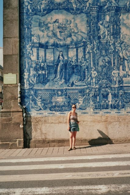 Porto: Historic Highlights Guided Walking Tour - Avenida dos Aliados, Porto City Hall, and an Old Café That Became a Big Brand