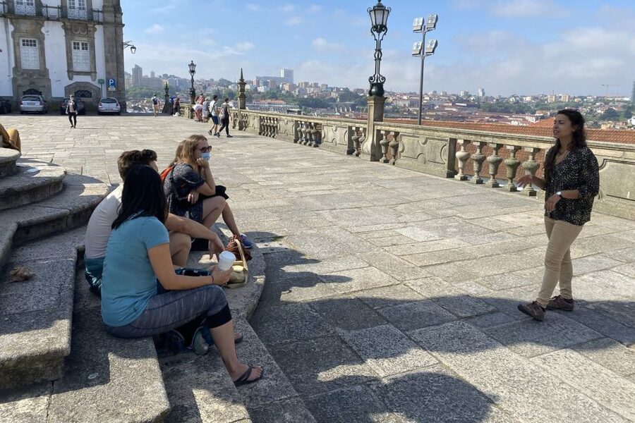 Porto: Historical Center Walking Tour - Finding the nightlife clues without chasing a party