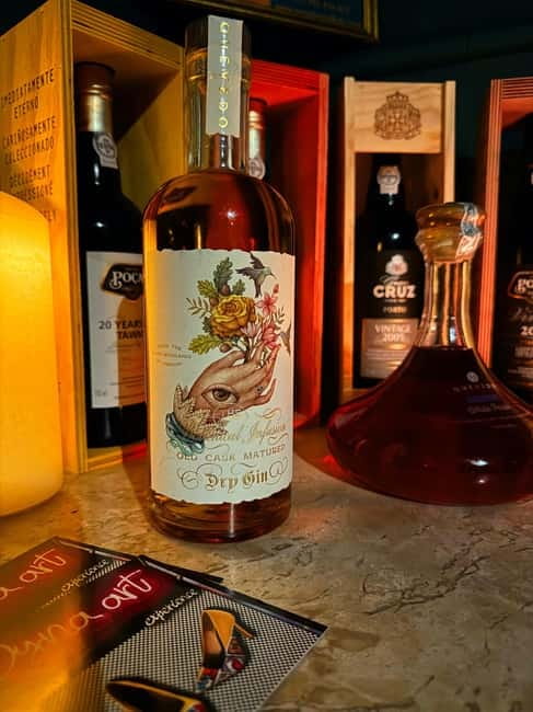 Porto: Intimate Fado Show & Port Wine in Trindade Noble Hall - What the one hour feels like, and how to get the best seats