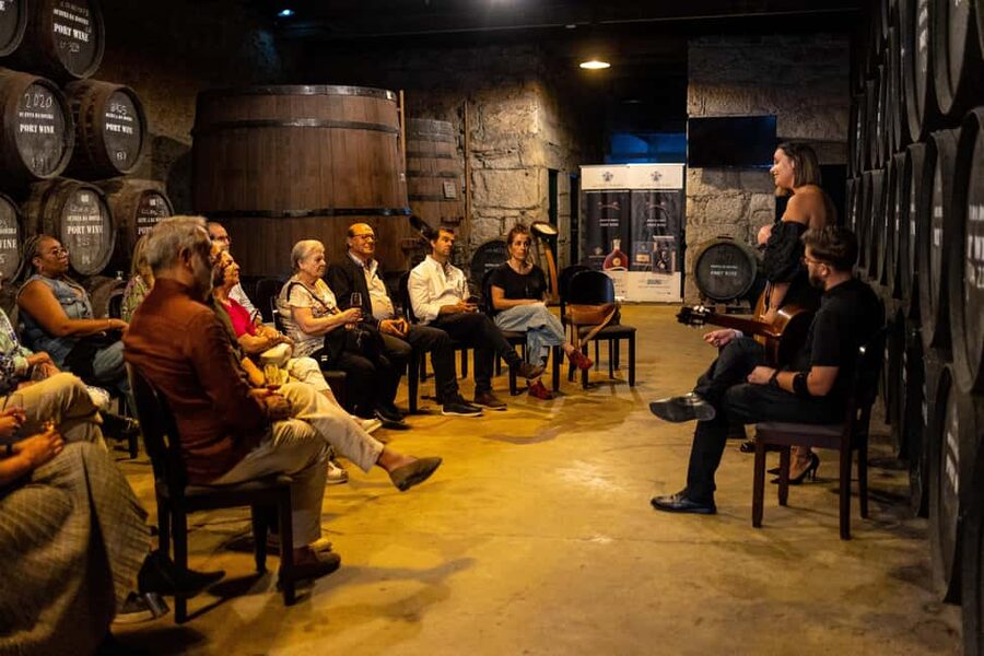 Porto: Live Fado Show with Port Wine Tasting - Port Wine tasting: two pours, one clear story