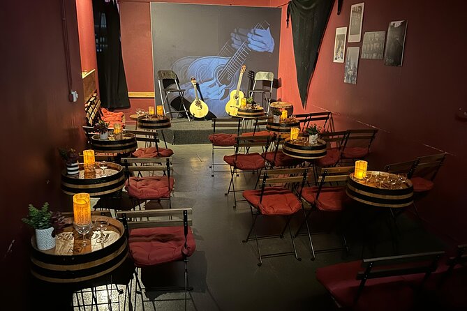 Porto: Live Fado with a Glass of Port Wine at Casa do Fado Sé - Port wine pairing: one glass, one clear purpose