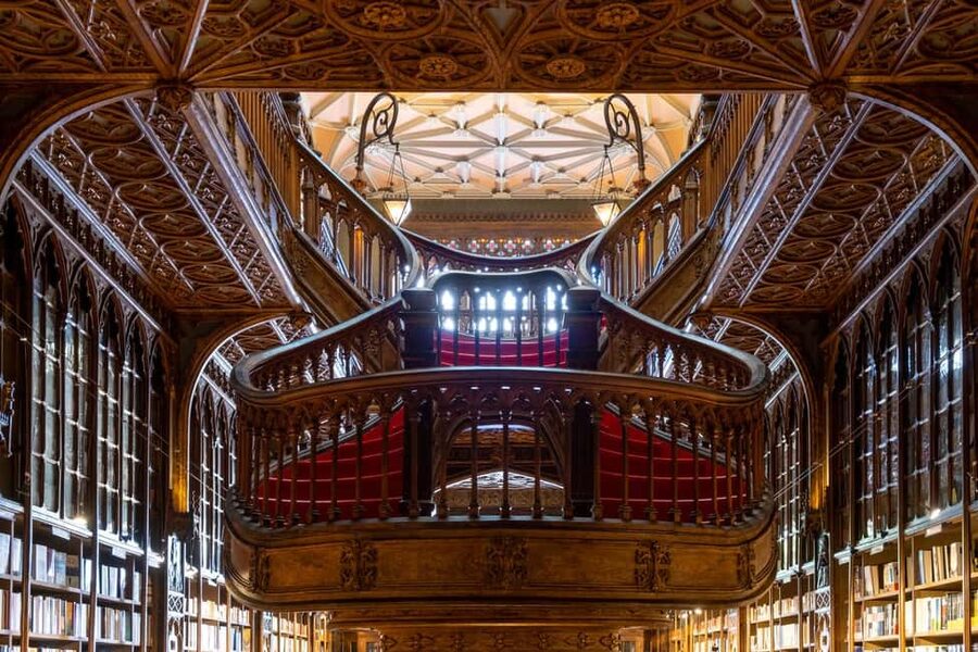 Porto: Livraria Lello Entry Ticket & Foundation Option - Optional Livraria Lello Foundation: A Visit to Mosteiro de Leça do Balio