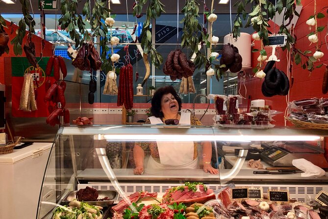 Porto Local Market Visit & Cooking Class / Showcooking - What you eat: from olives and lupines to pastel de nata