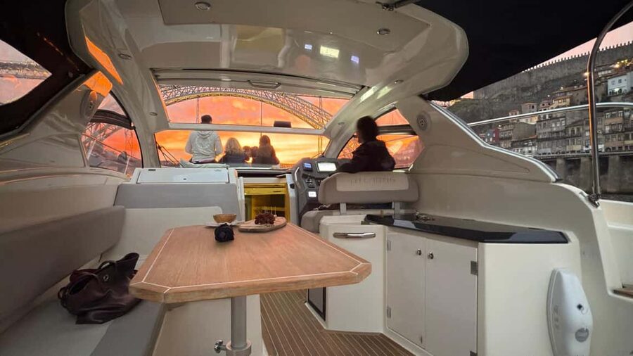Porto: Luxury 6 Bridges Yacht Cruise with Wine & Snacks - Wine and snacks: the real reason people book again