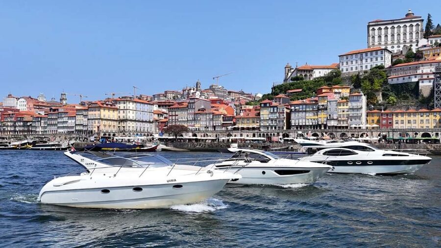 Porto: Luxury 6 Bridges Yacht Cruise with Wine & Snacks - Small-group vibe and seating tips for better views