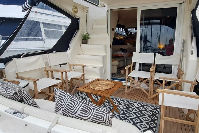 Porto: Luxury Yacht Cruise on the Douro River and Estuary Reserve - Estuario do Douro Natural Reserve: your hour of anchor, sun, and quiet