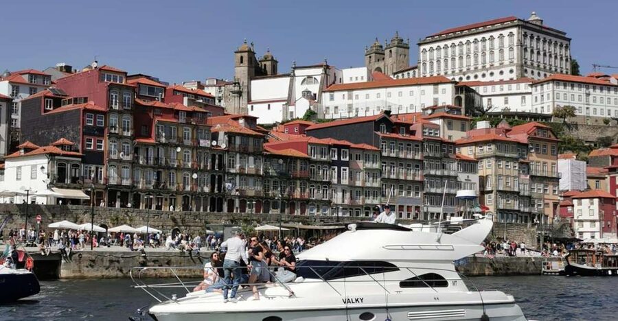 Porto: Luxury Yacht Tour of the 6 Bridges and Douro Estuary - Why this Porto yacht cruise hits different than the usual sightseeing