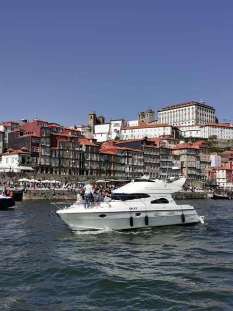 Porto: Luxury Yacht Tour of the 6 Bridges and Douro Estuary - Setting off from Douro Marina, Nova de Gaia, with sangria in hand