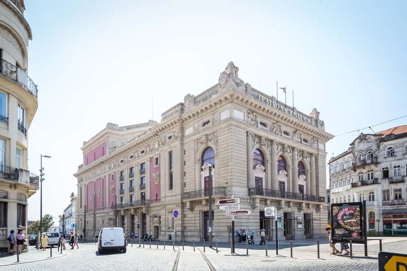 Porto: Magic Train Tour and Port Wine Cellar with Tastings - Practical tips so your tour feels smooth
