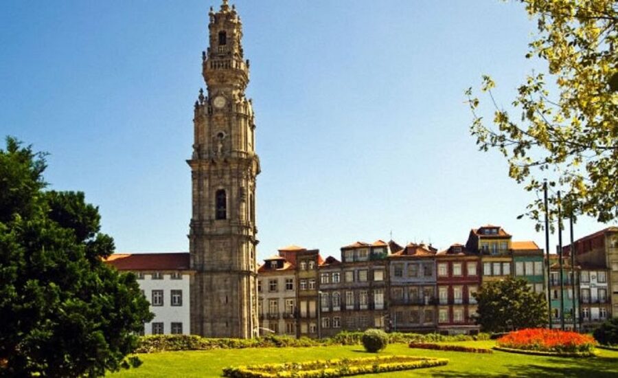 Porto: Old City and Monuments Tour - Key moments to look for on this Porto tour