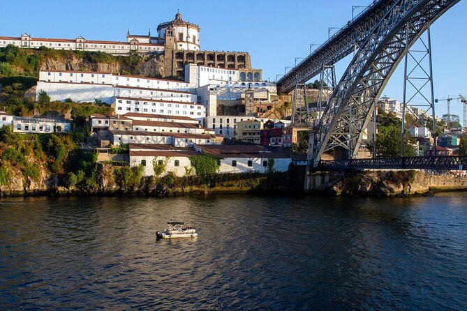 Porto: Old Town and Gaia Boat Tour - Porto From the Water: What the Douro Teaches You Fast