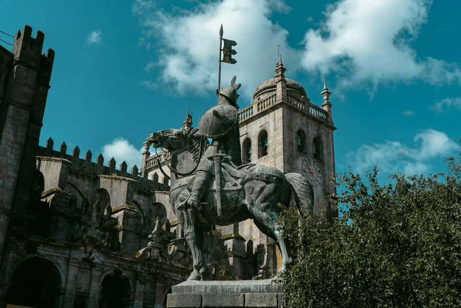 Porto Old Town & Ribeira with a Local Guide - Key moments that make this tour worth it
