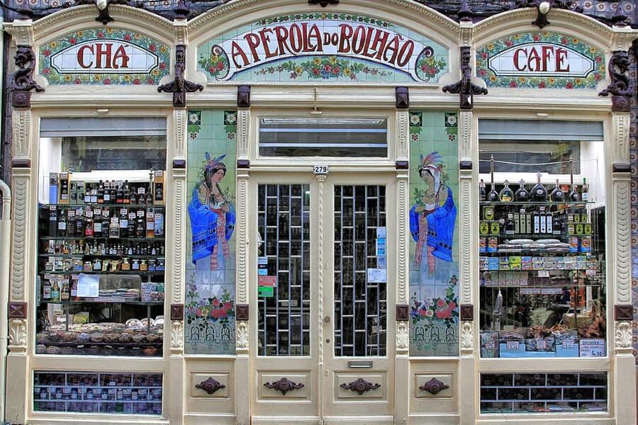 Porto Old Town & Ribeira with a Local Guide - Jardins da Cordoaria, myths of hangings and the real unrest behind them