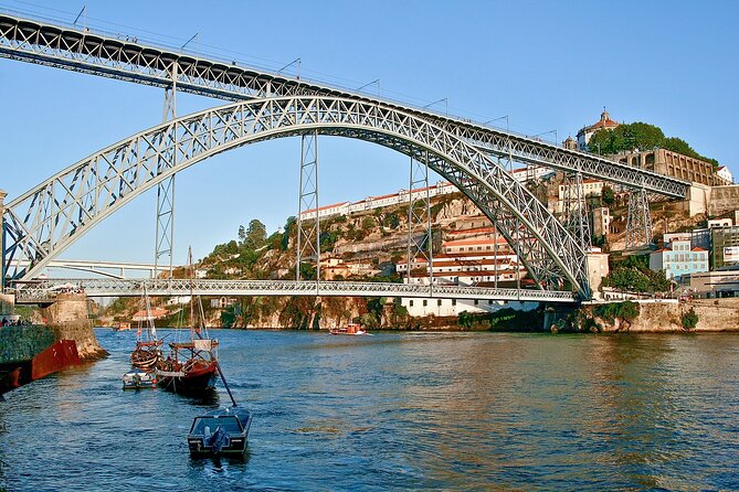 Porto "Old Town" Walking Tour with river cruise (Small-groups) - Passeio das Virtudes: the Douro’s sunset switch