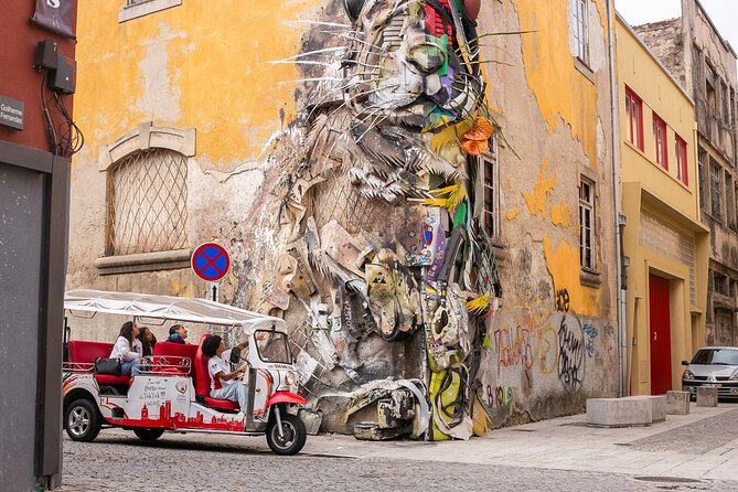Porto: One Tour, a Thousand Stories on Tuk Tuk - 2 Hours - A short maritime history pause: where the stories connect