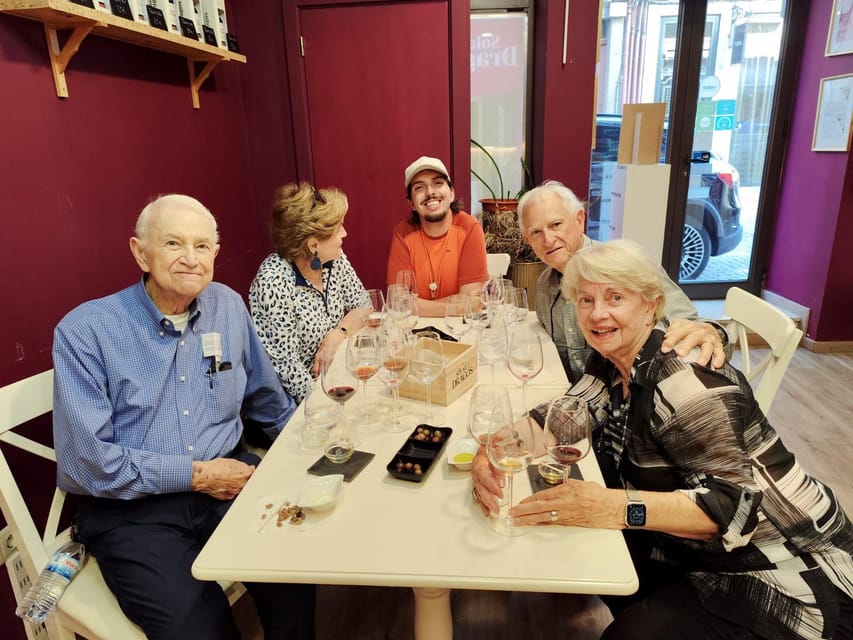 Porto: Port and Douro Wine Walking Tour with 9 Tastings - Stop 1: Vasques de Carvalho for Port wine with a strong foundation