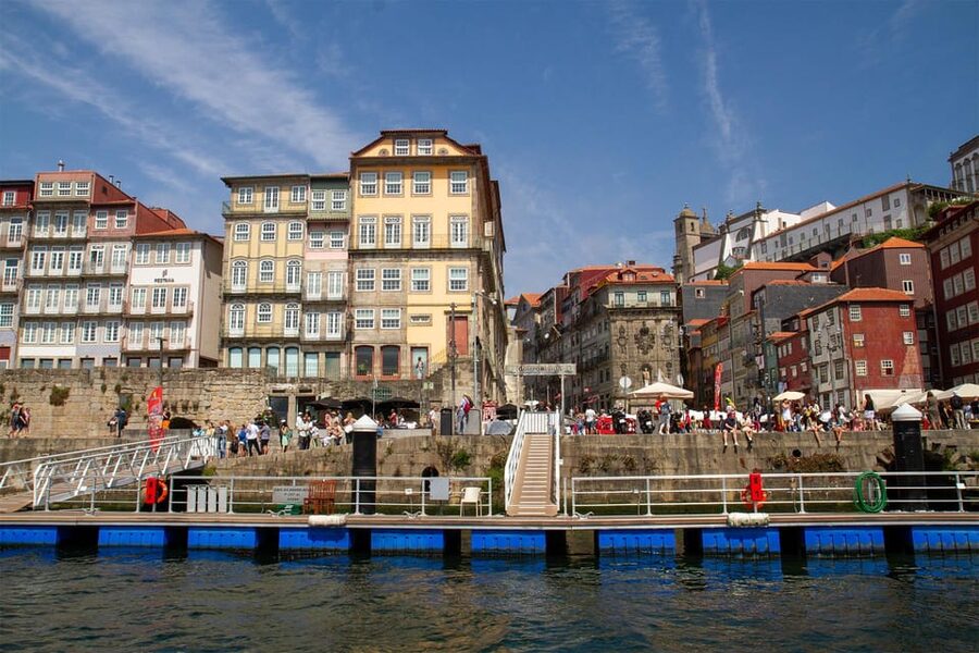 Porto: Port Wine Sunset Boat Tour - Who should book this sunset boat tour, and who should skip it