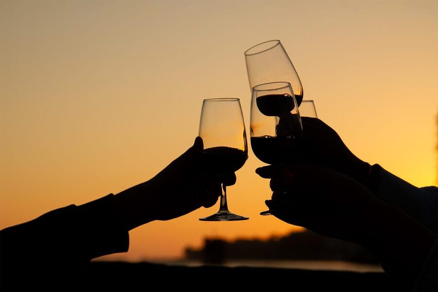 Porto: Port Wine Sunset Boat Tour - Getting on board at Marina do Freixo, and how the timing works