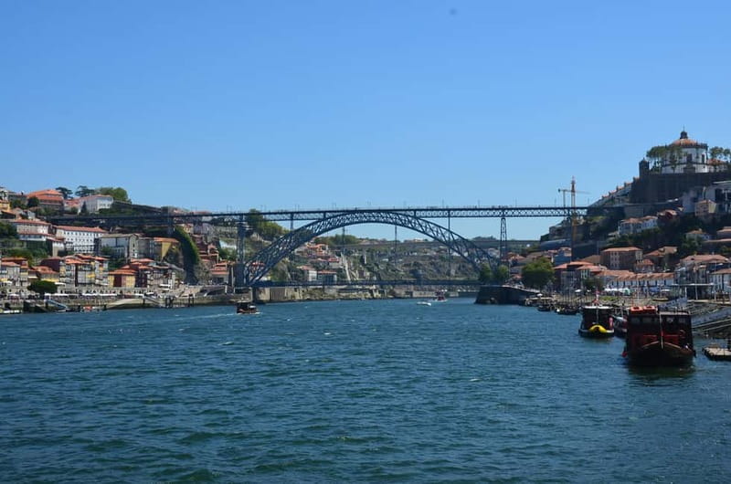 Porto: Porto Bike or E-Bike Atlantic Route - Starting at Jardim do Morro, then rolling into Porto and Gaia